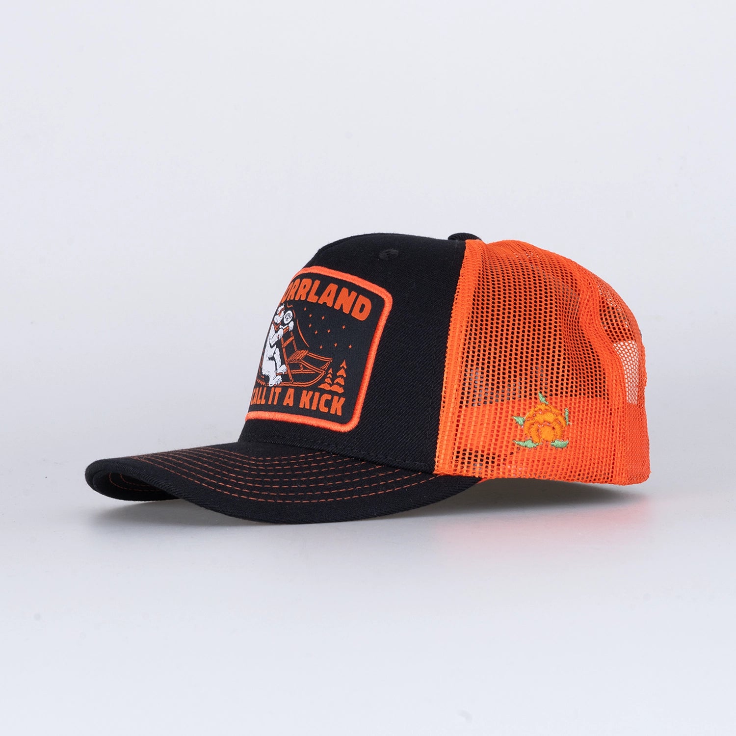 BEAR TRUCKER CAP - BLACK