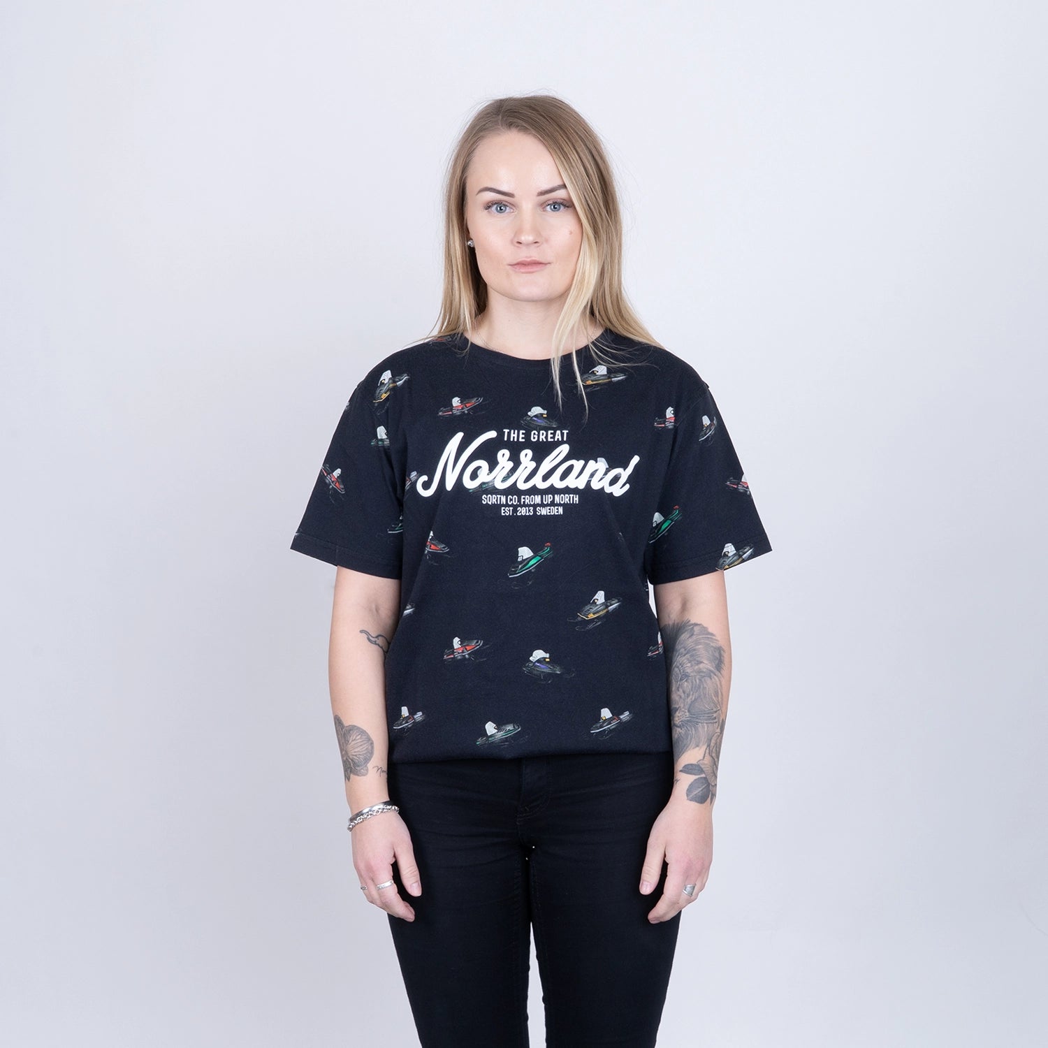 GREAT NORRLAND T-SHIRT - SKOTER BLACK