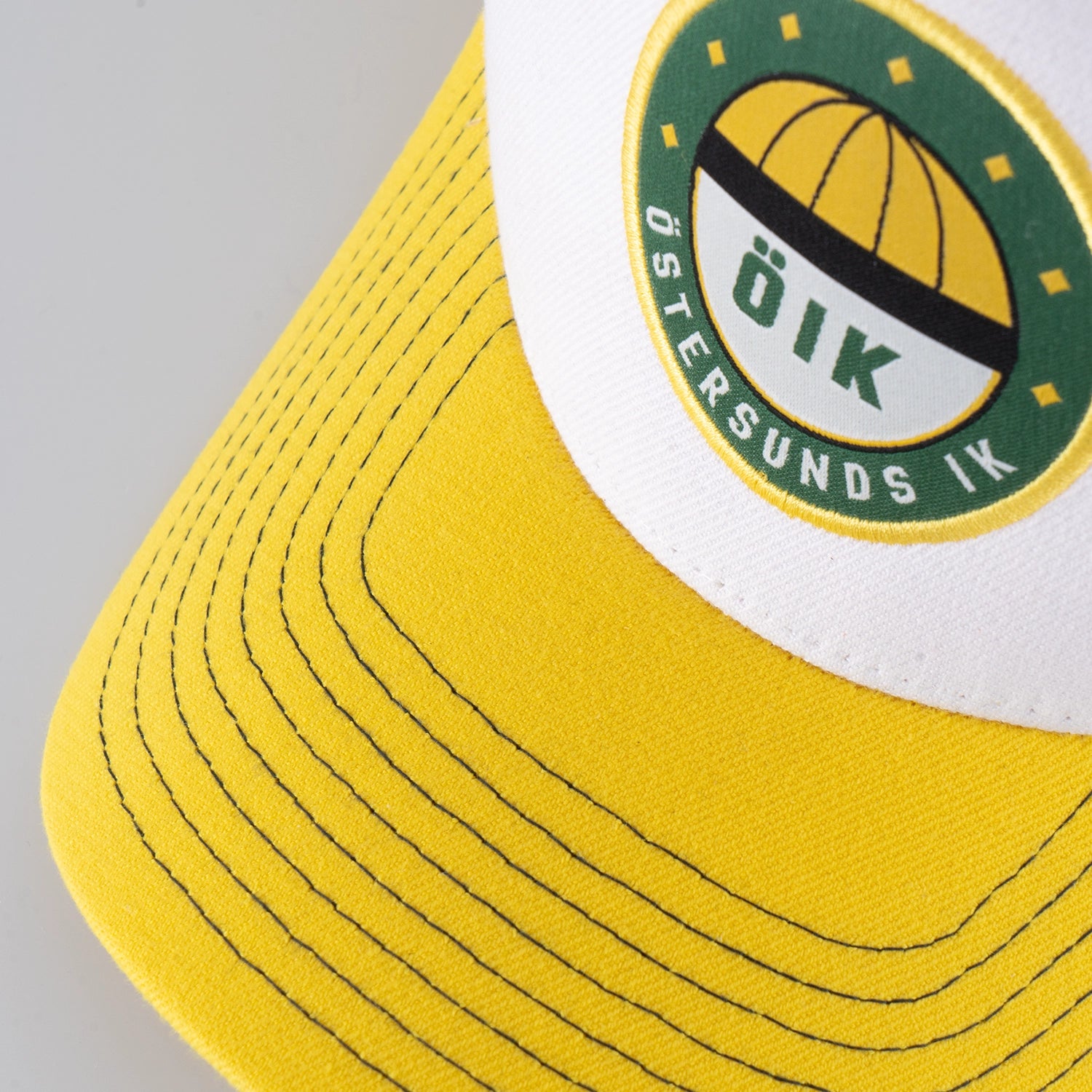 KUPOLEN TRUCKER CAP - HOOKED ÖIK YELLOW