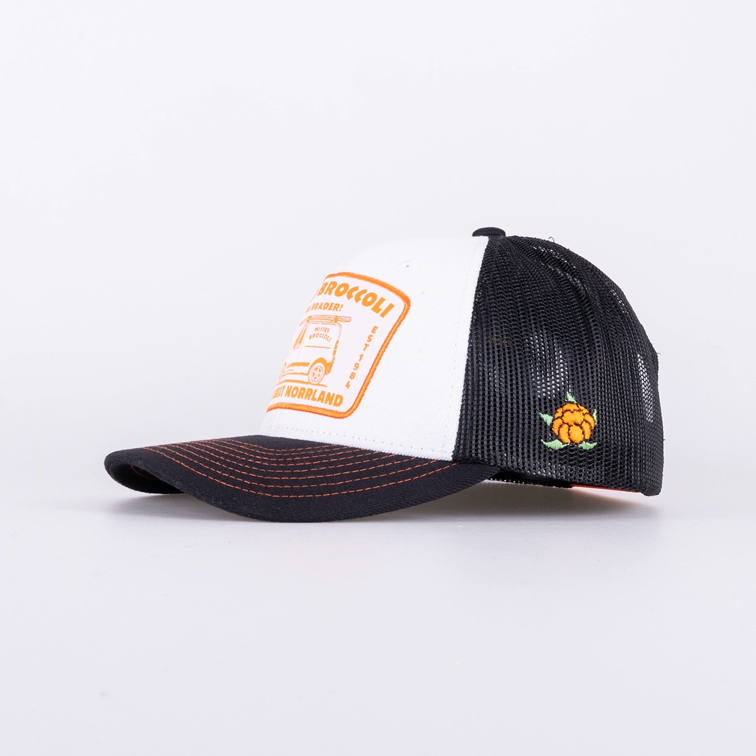NISSES LOW TRUCKER KEPS - WHITE
