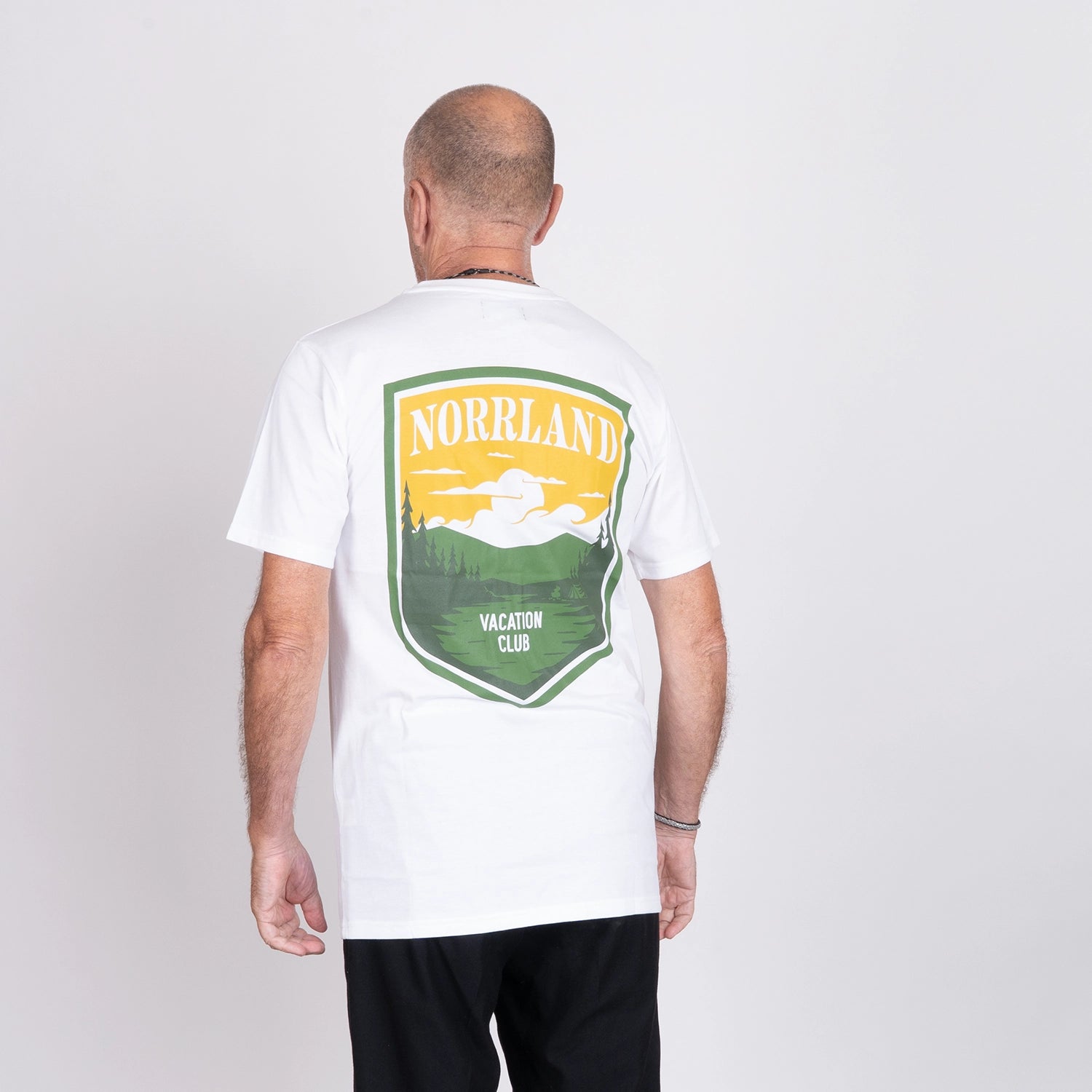 VACATION CLUB T-SHIRT - WHITE