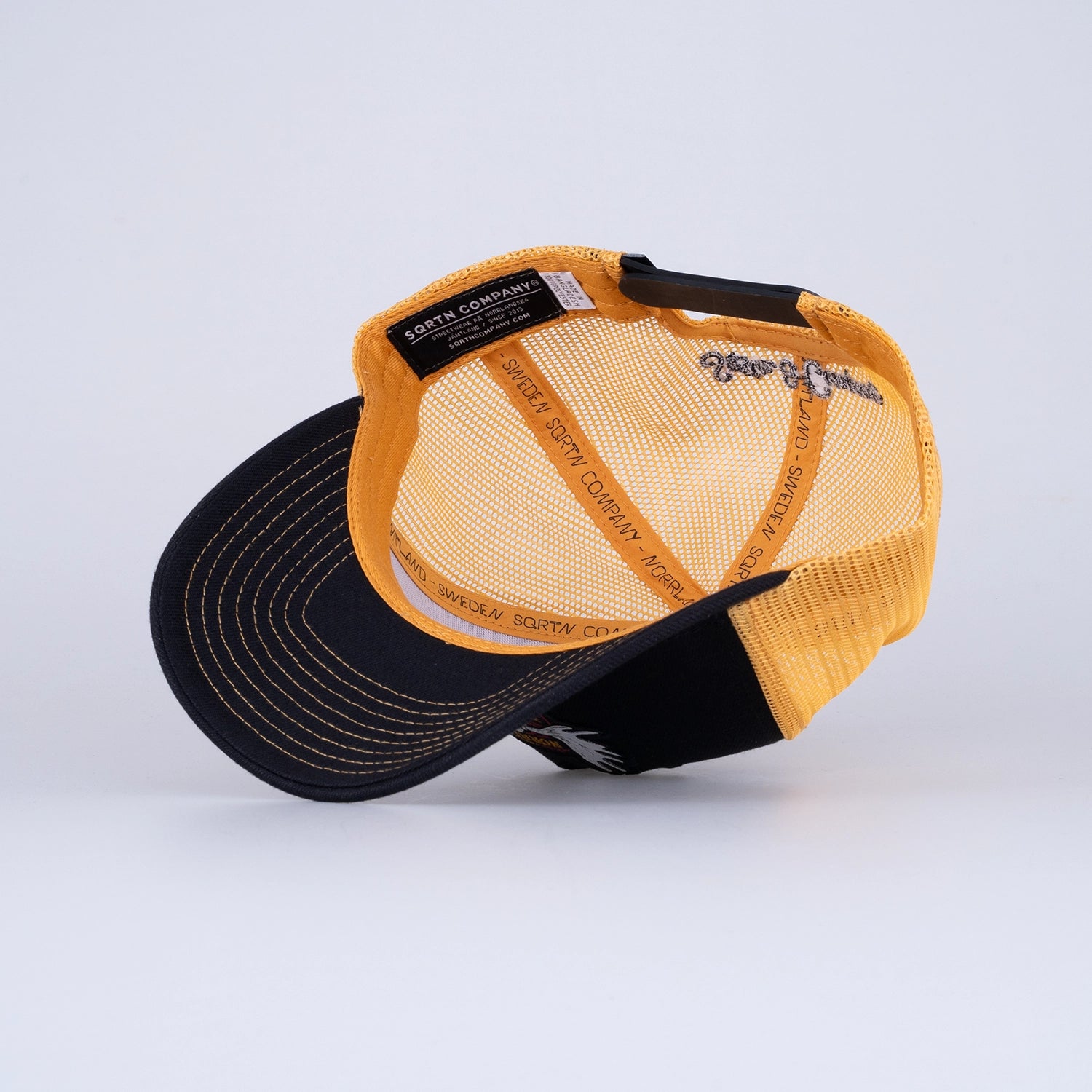WANDER TRUCKER KEPS - BLACK