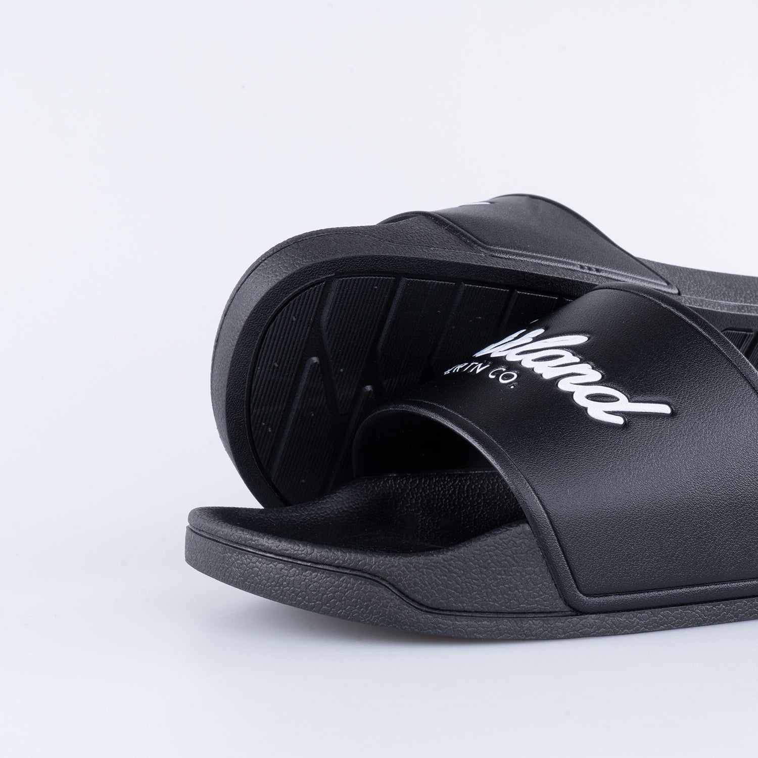 TGN TOFFLA - BLACK