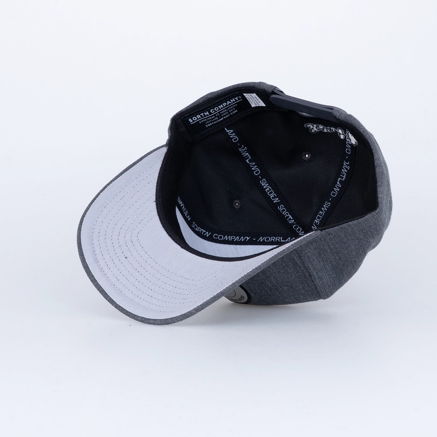 BREWERY B-FRAME CAP - CHARCOAL