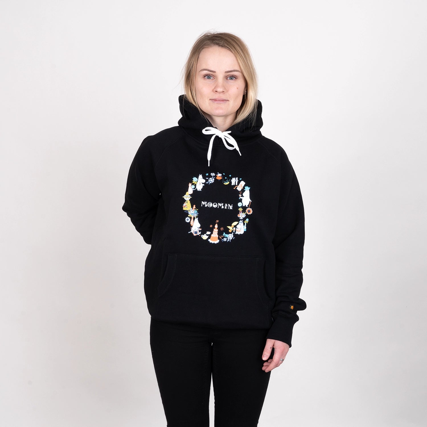 MUMIN CIRCLE HOODIE - BLACK