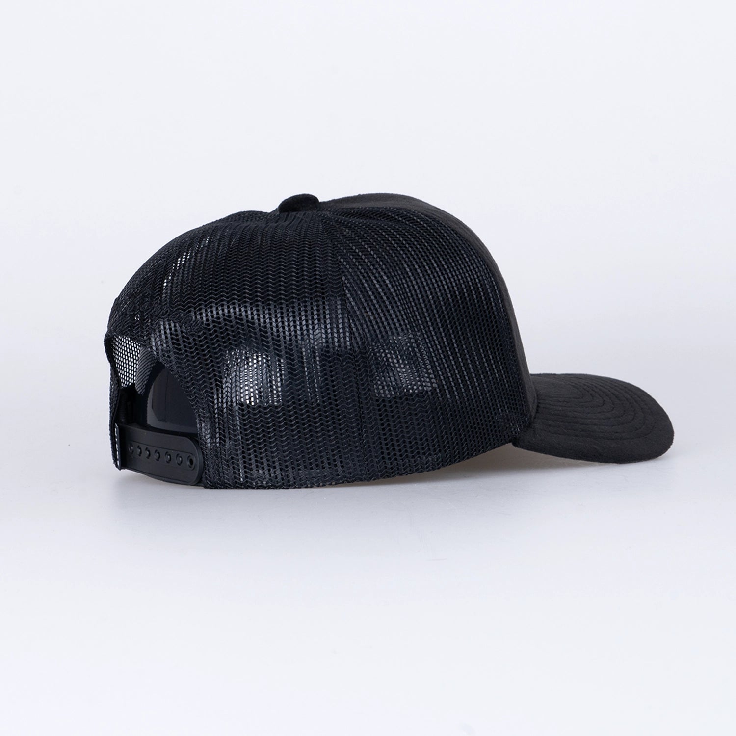 FLYTT INT VELVET TRUCKER KEPS - BLACK