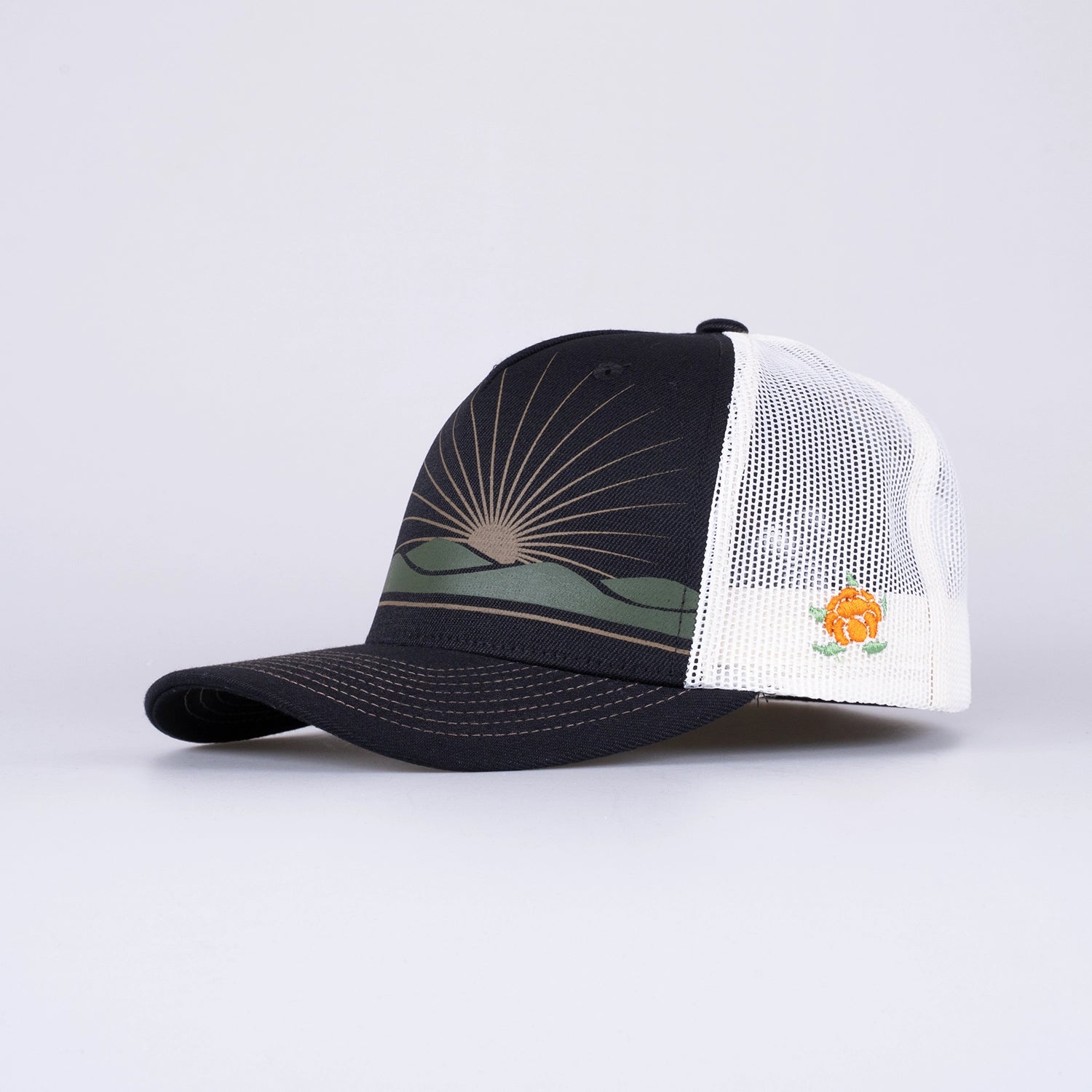 GONDOLEN TRUCKER LOW CAP - WHITE