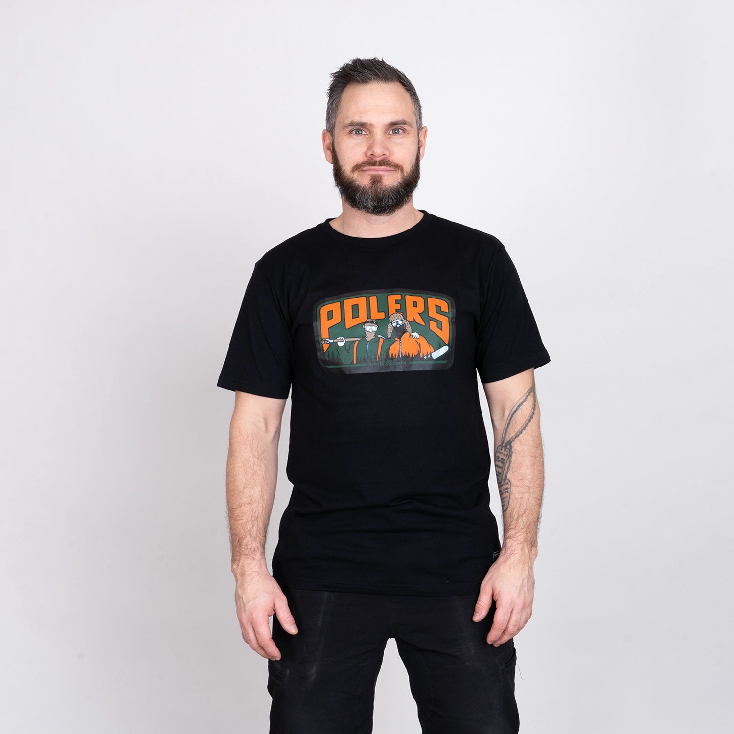 POLERS BADGE T-SHIRT - HOOJA BLACK