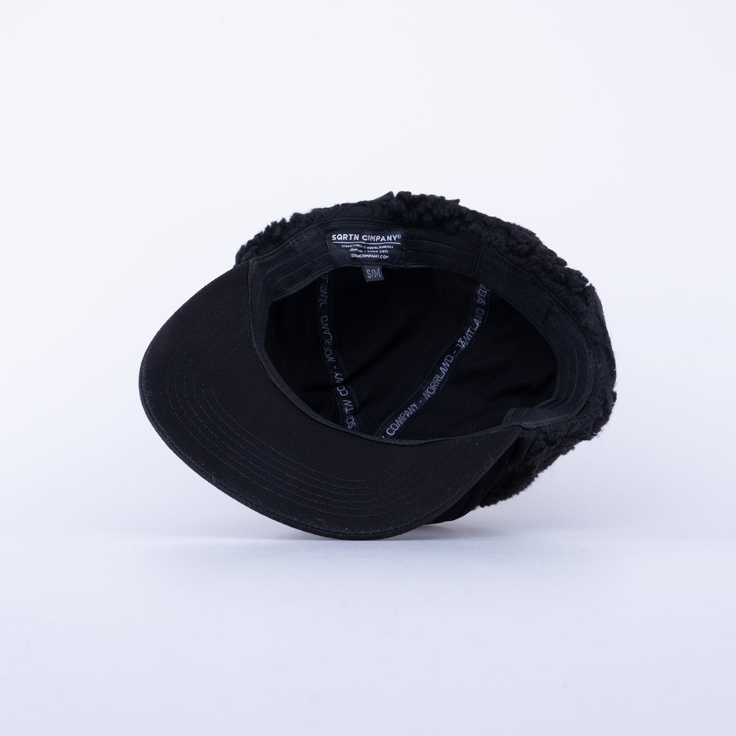 ÖSTERSUND CAP - ALL BLACK